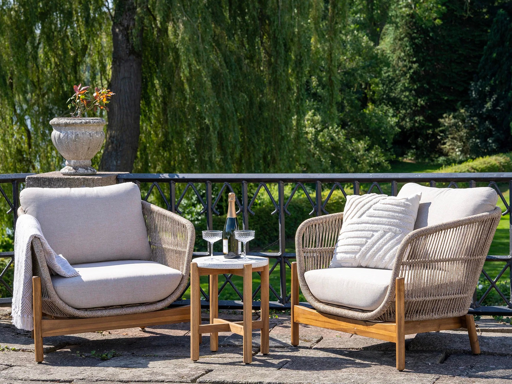 Colecție mobilier Tivevai