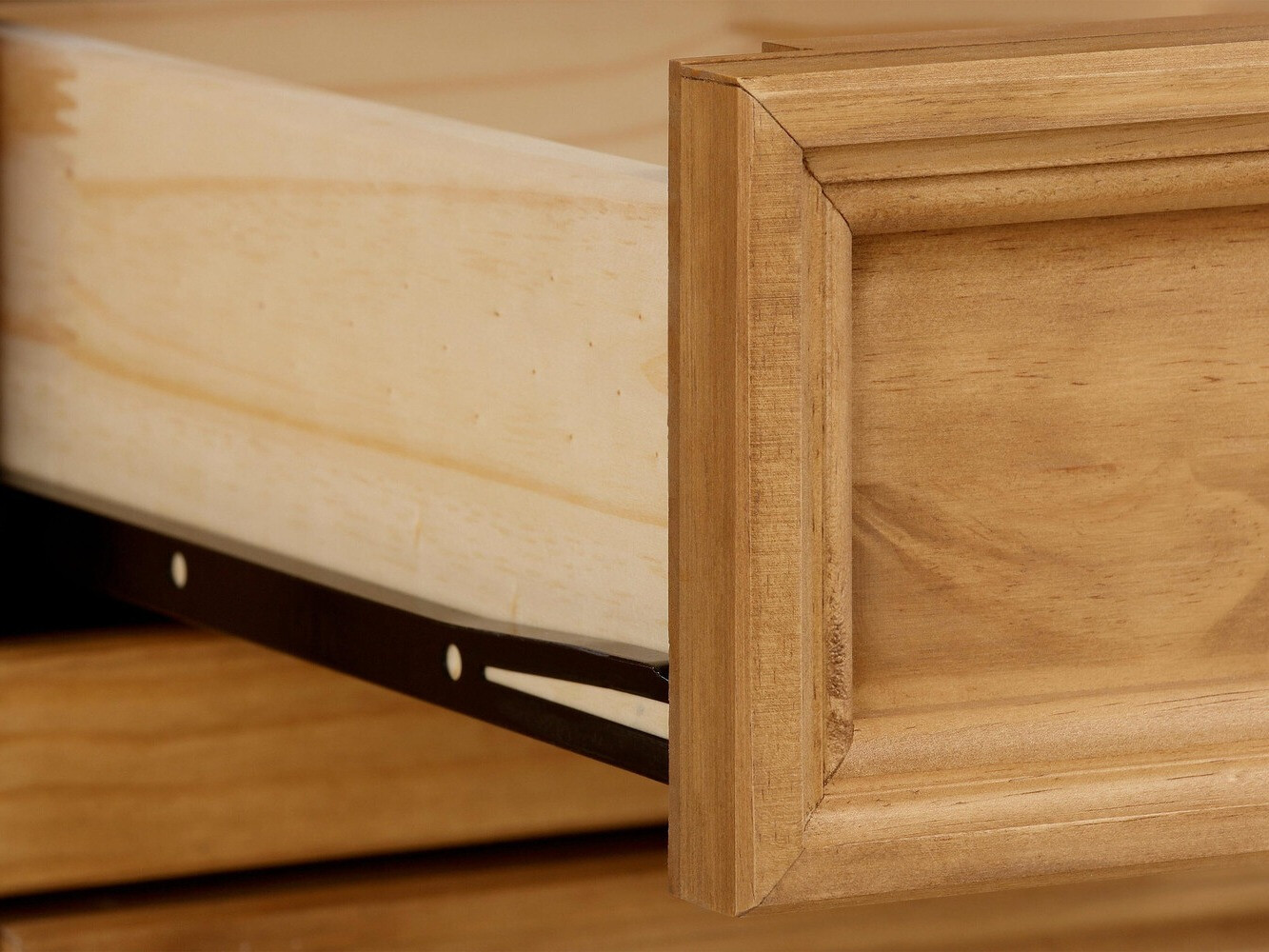 Comodă Fentivo 107 (Pin)