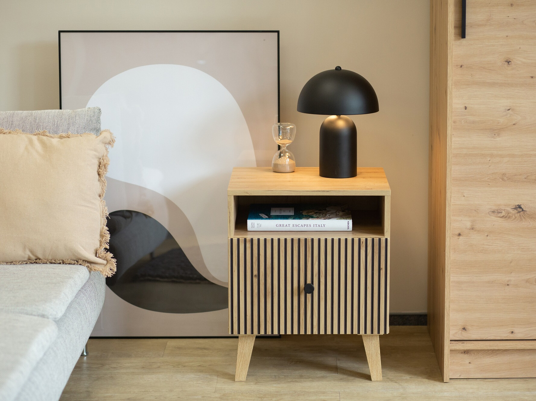 Noptieră Beltivi 106