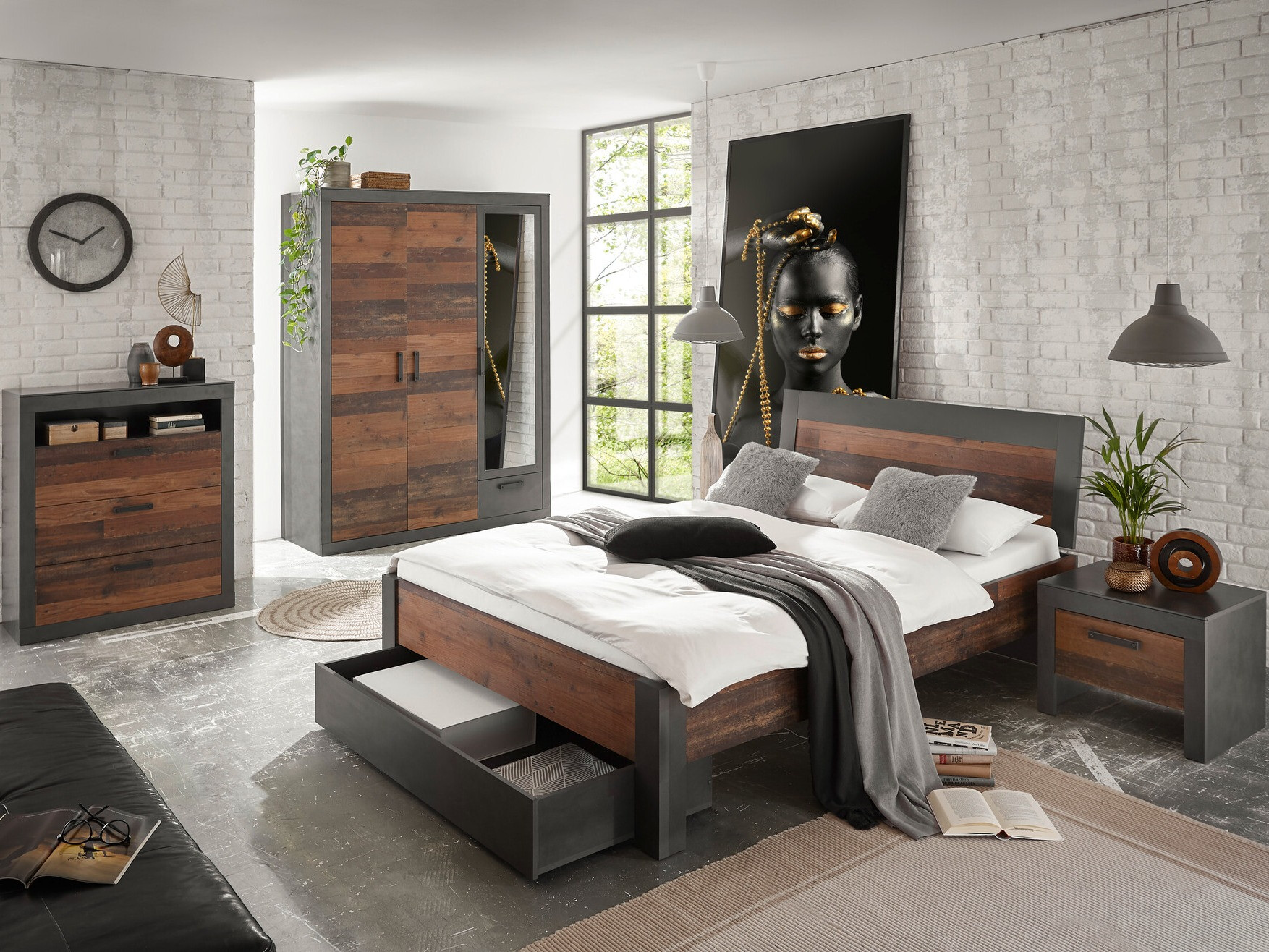 Spațiu de depozitare Revlara 124