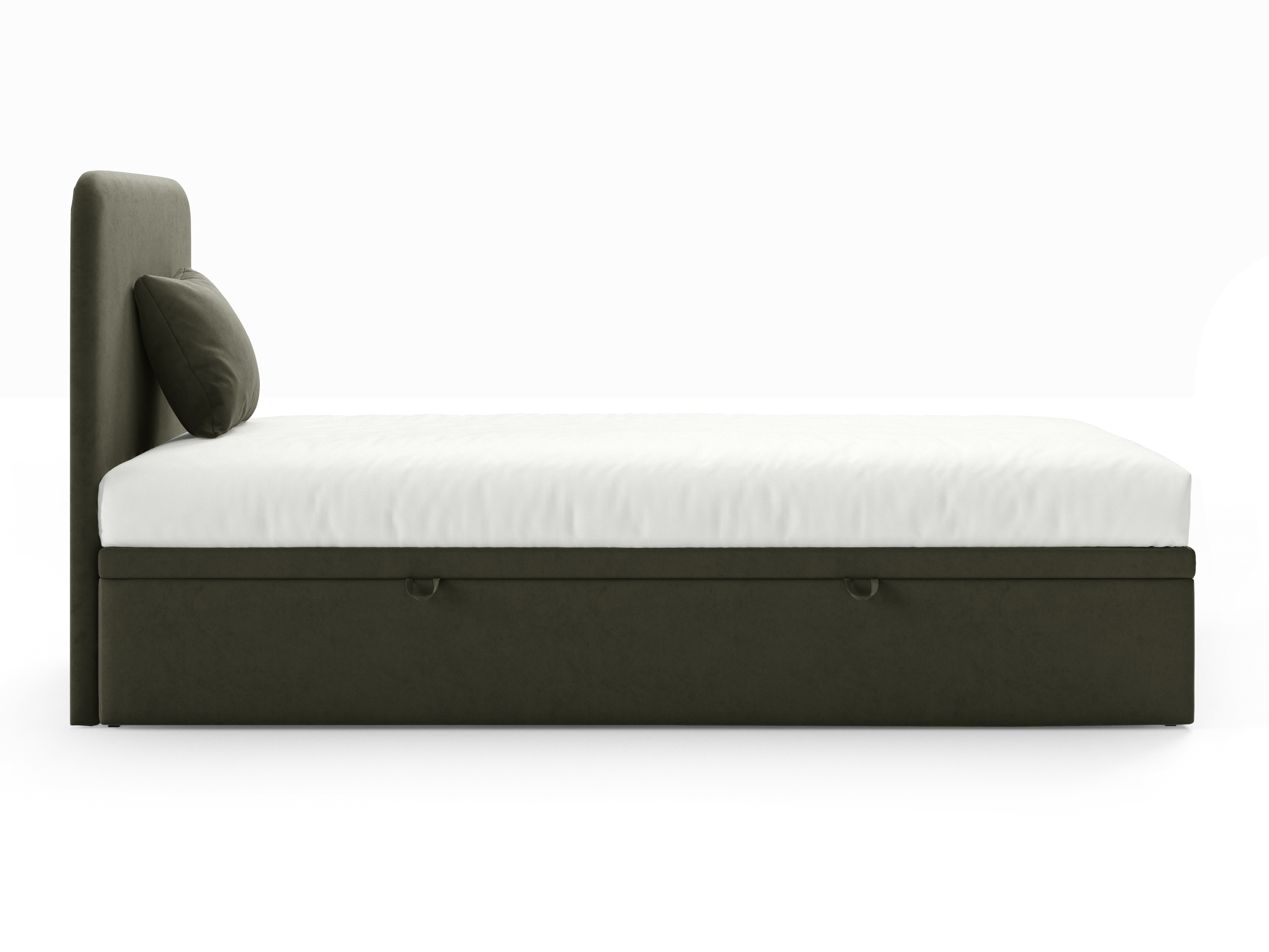 Pat Franklin 177 (Royal Velvet 11)