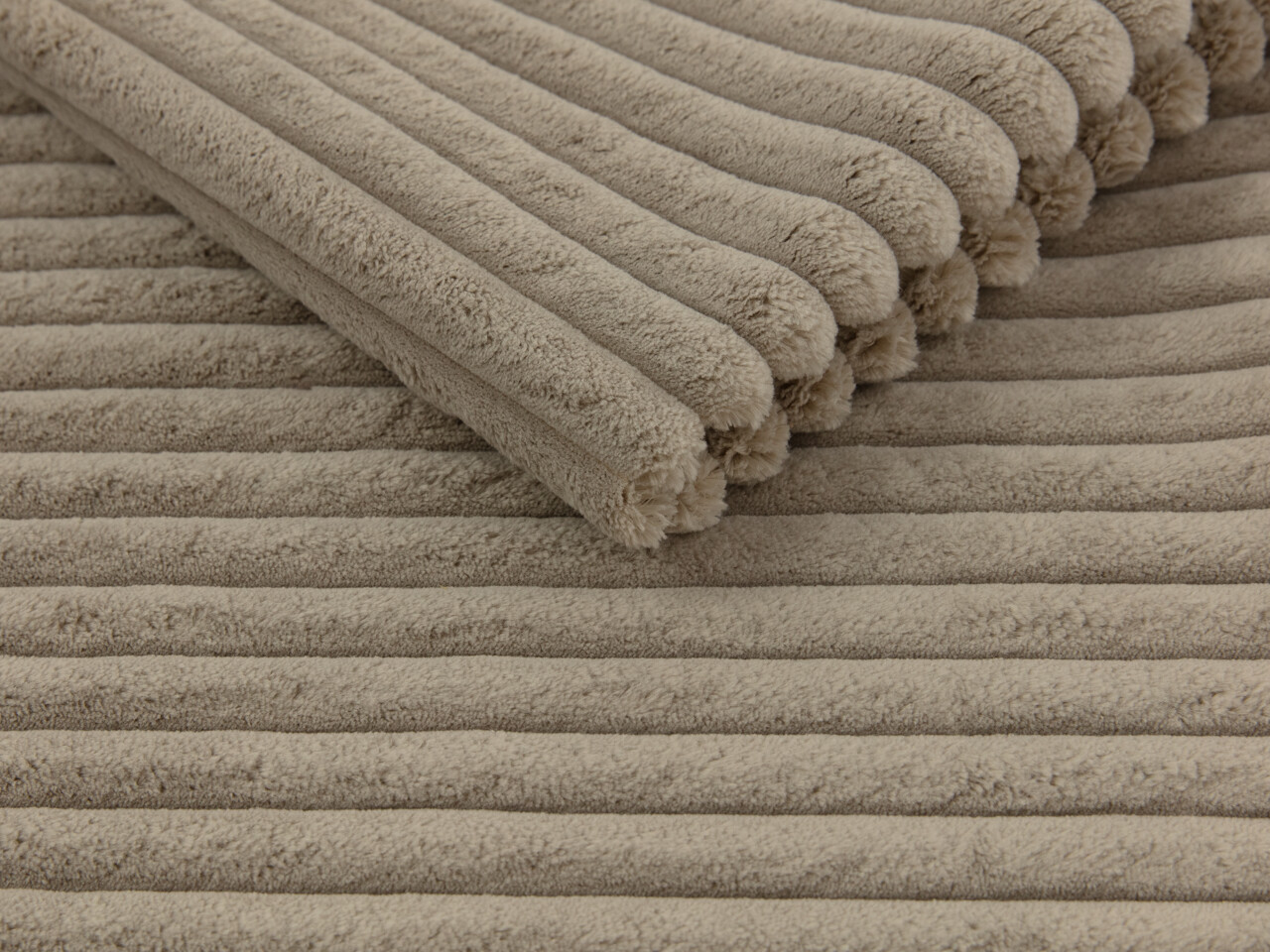 Pat TrendyNest 107 (Top 20)