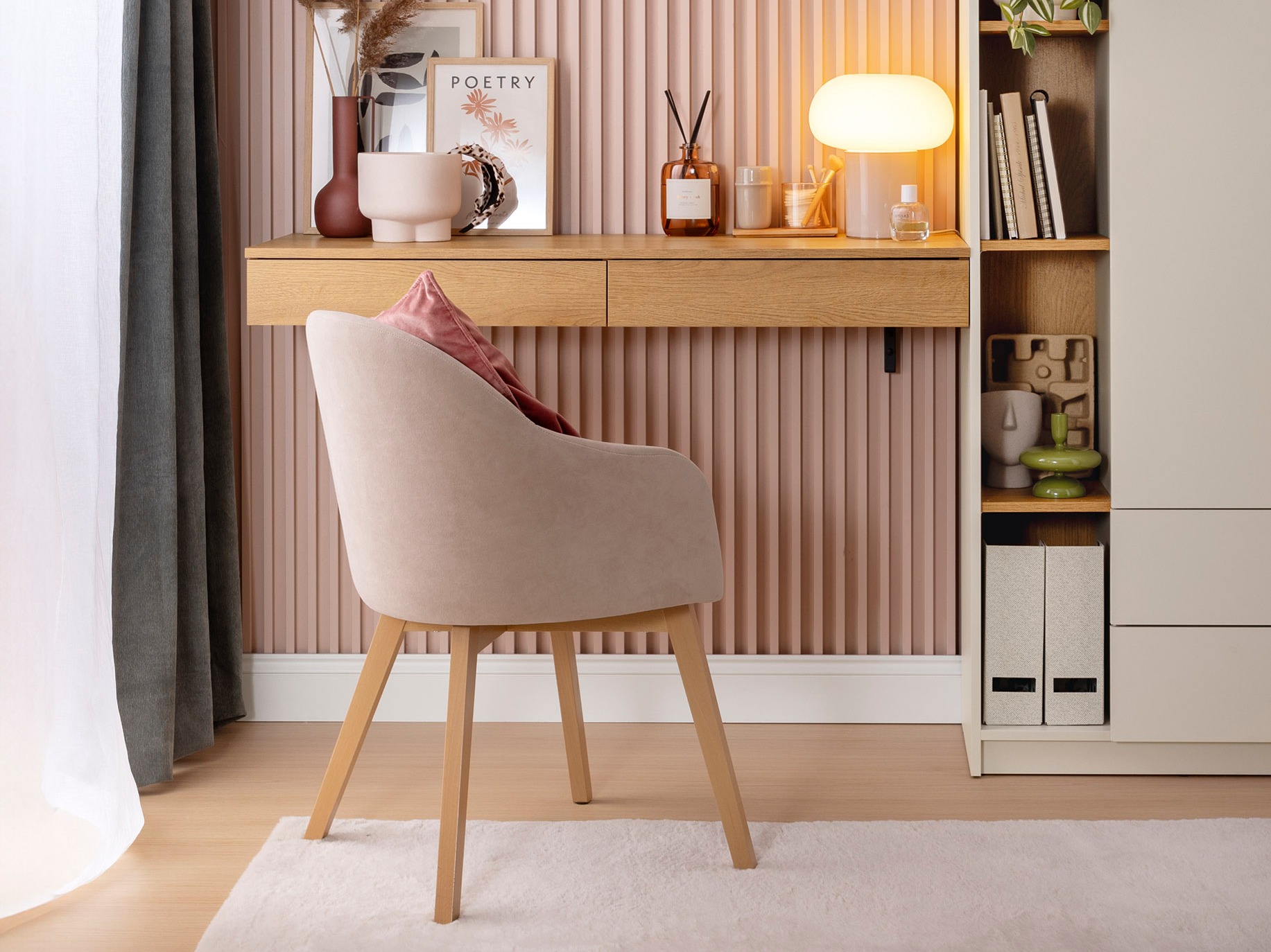 Consolă Ferferu 104