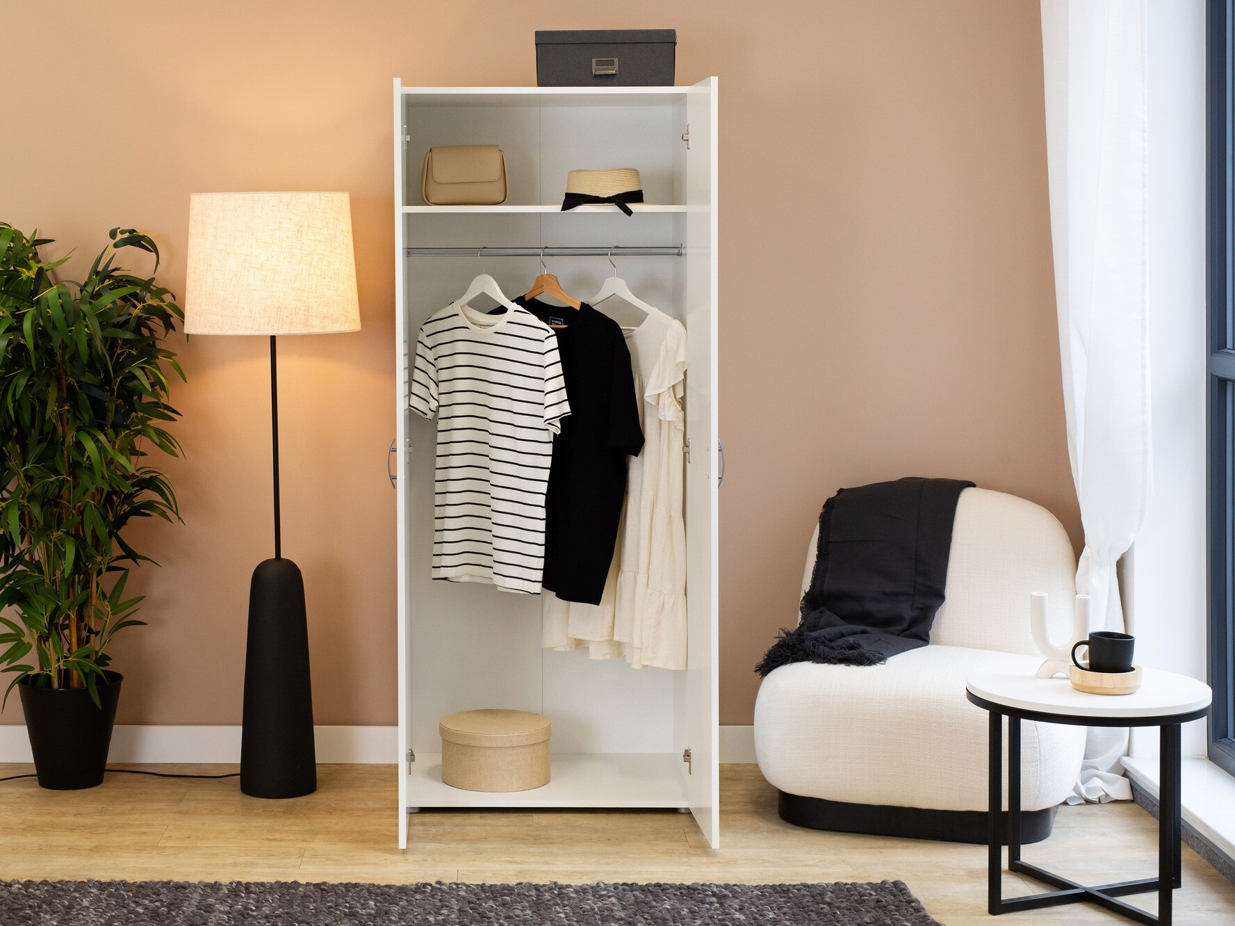 Dulap SR10192 cu ambalaj deteriorat