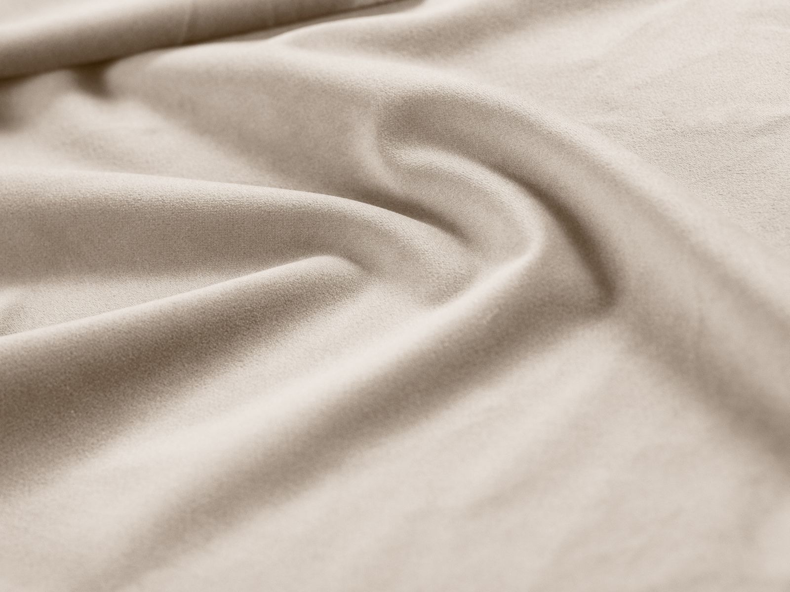 Pat Hesperia 102 (Magic Velvet 2256)