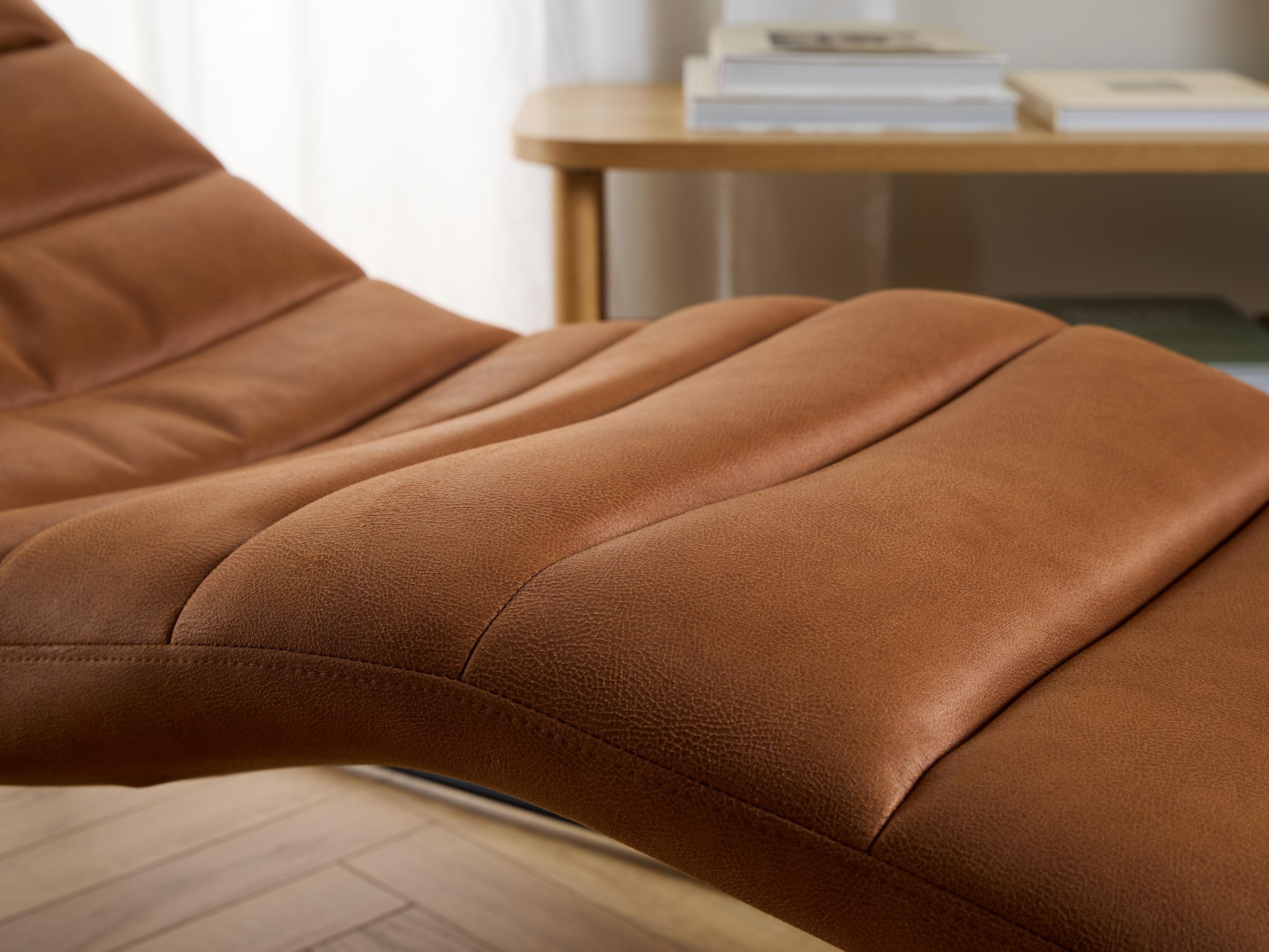 Canapea tip șezlong Norsica 844 (Maro)