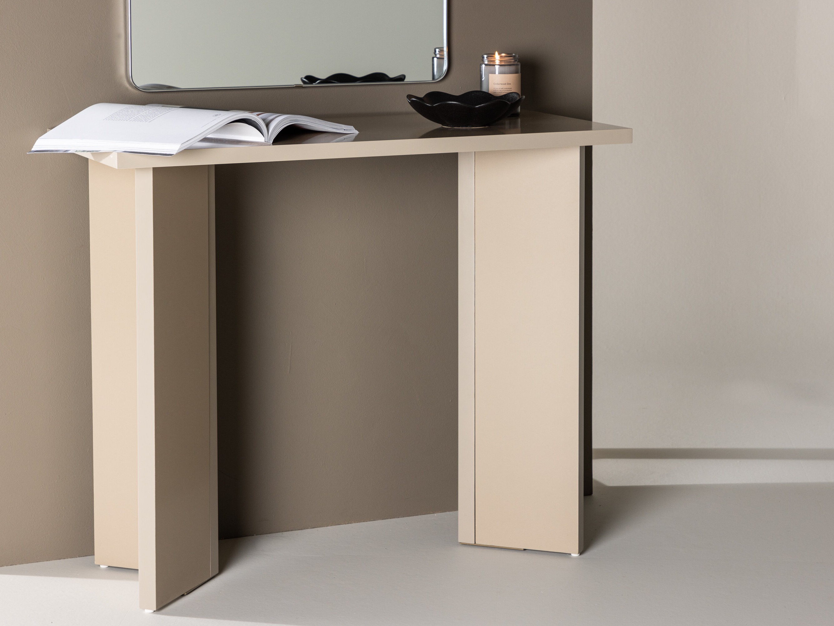 Consolă Dallas 5130