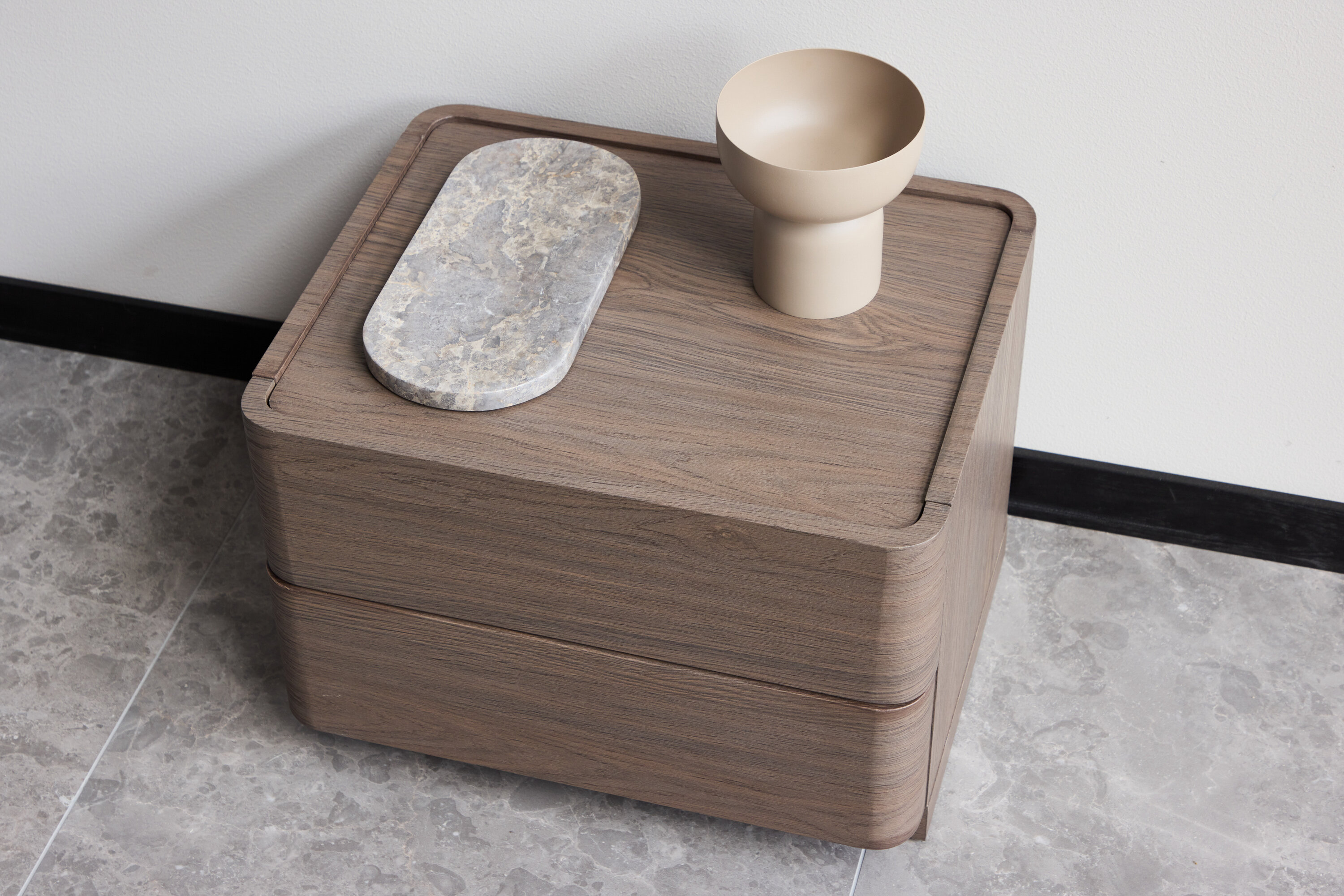 Noptieră Dallas 4744