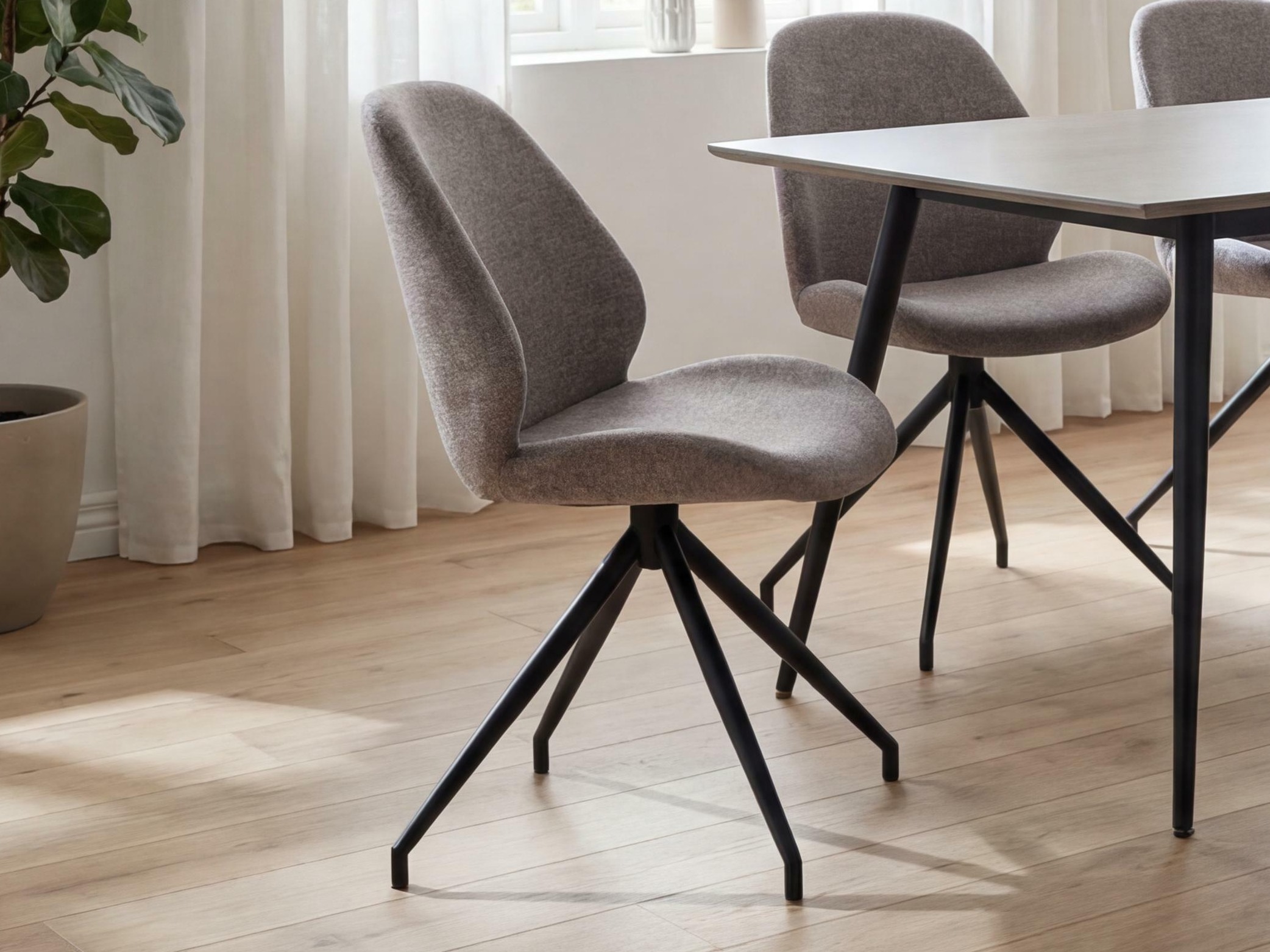 Scaun Brea 194 (Maro deschis)