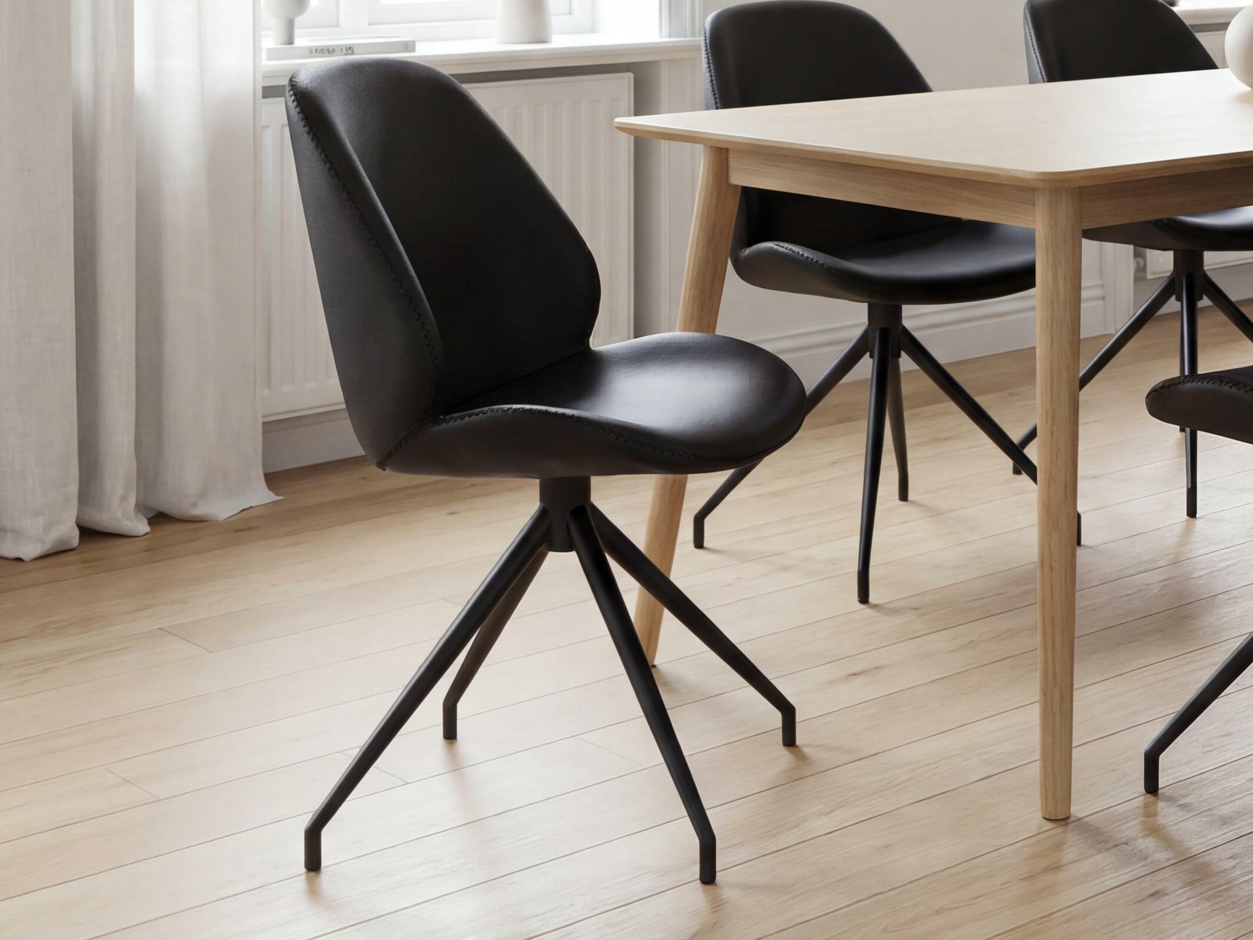 Scaun Brea 194 (Negru)