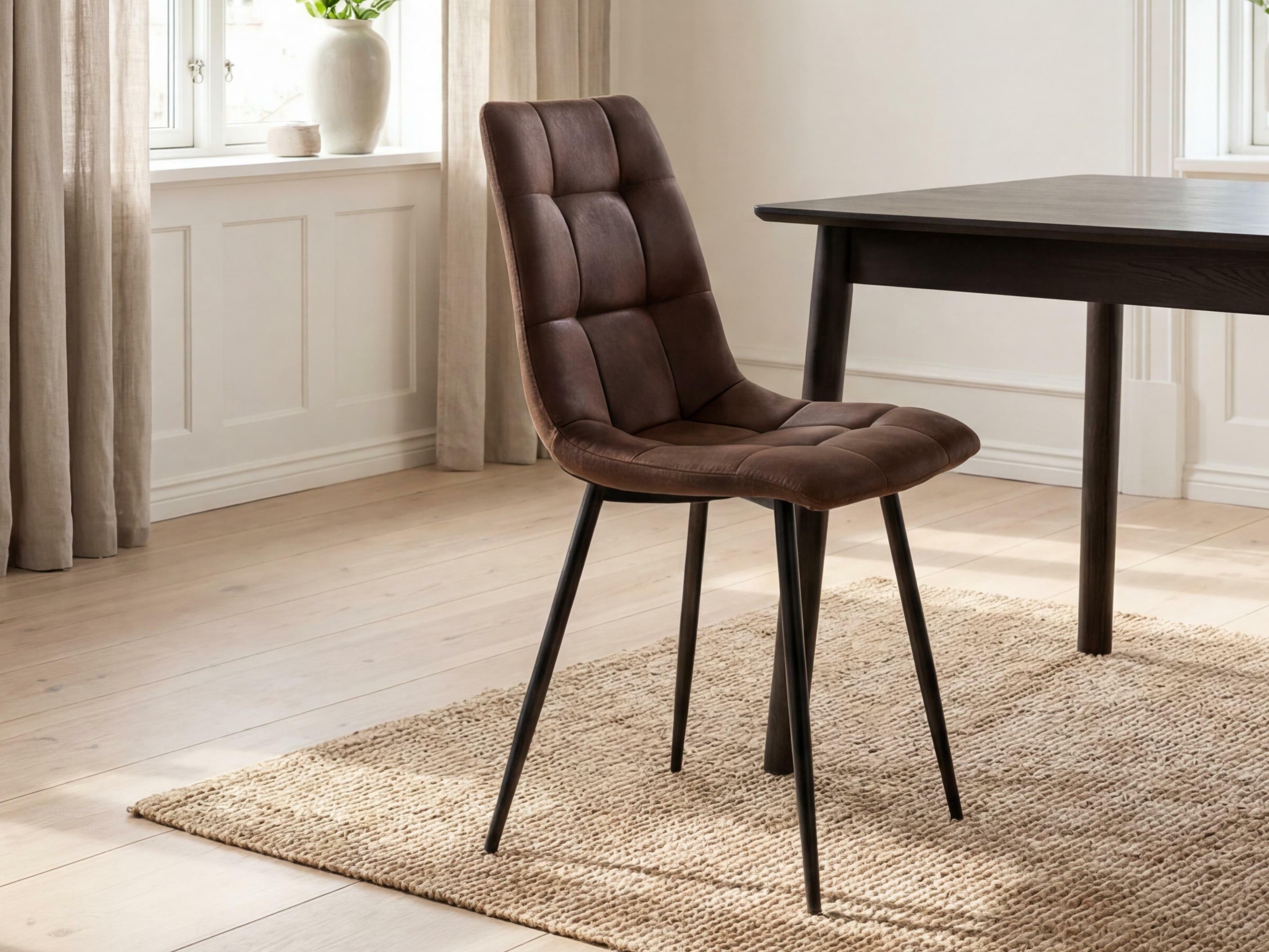Scaun Brea 227 (Negru + Maro)