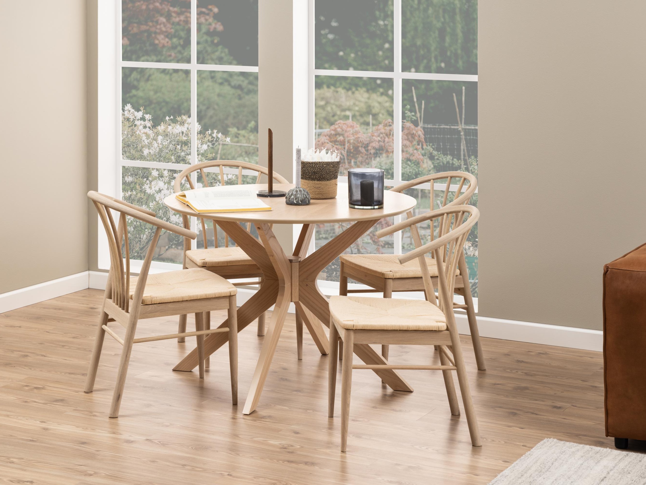 Scaun Norsica 630 (Maro deschis)