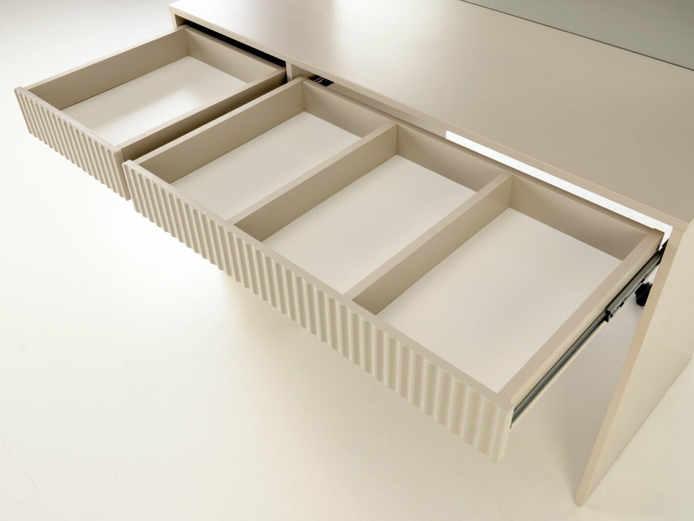 Măsuță de machiaj SR10925