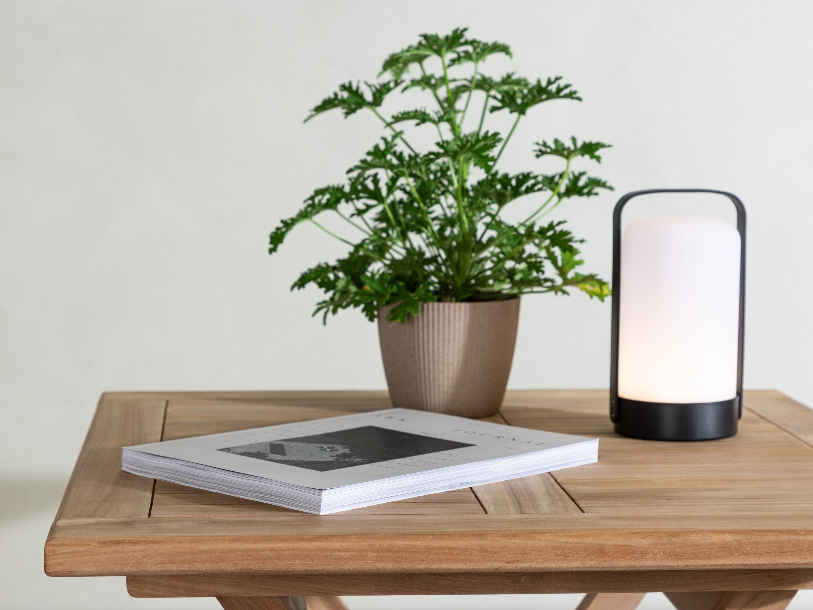 Măsuță de cafea de exterior Nunova 137