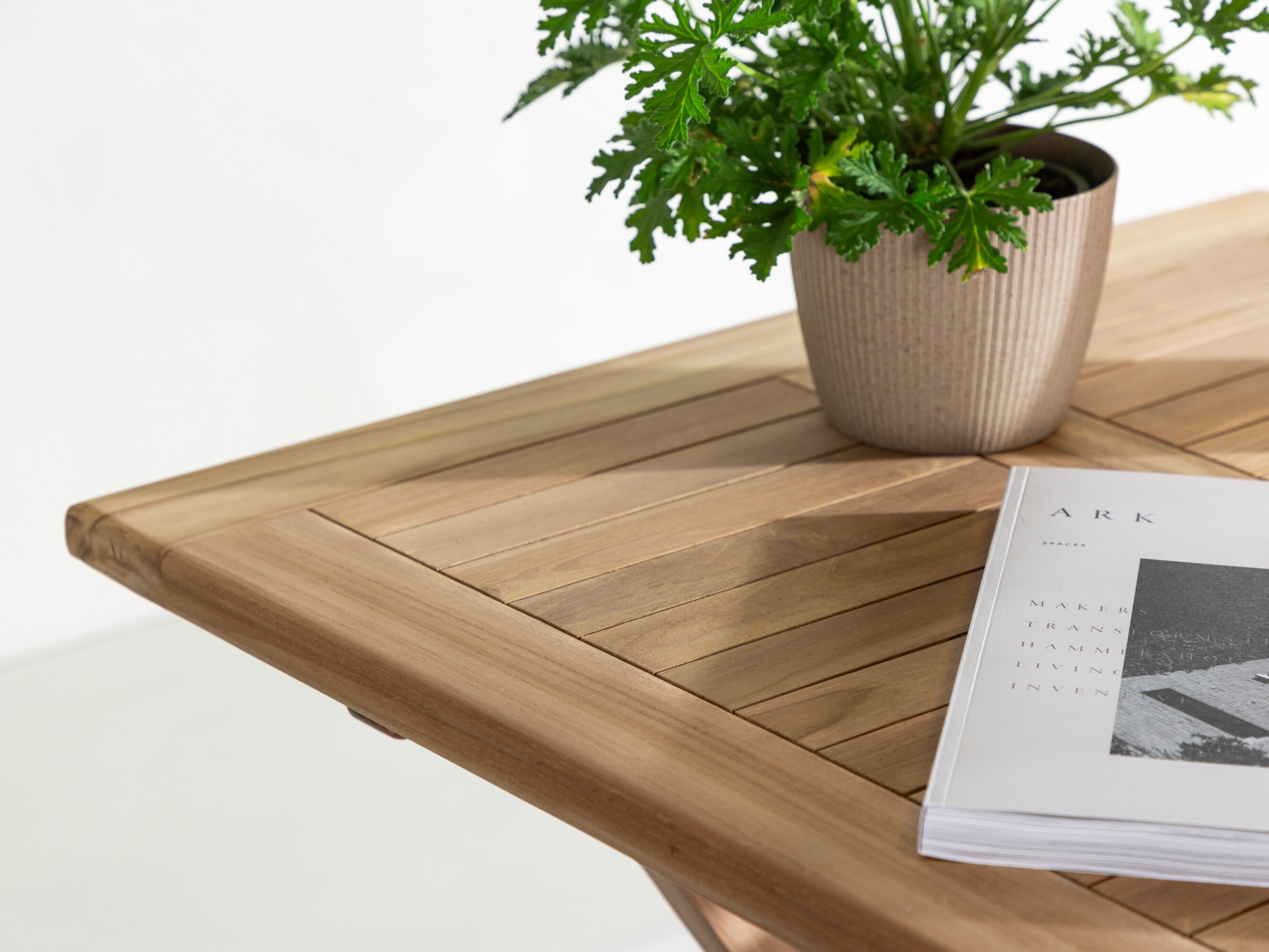 Măsuță de cafea de exterior Nunova 137