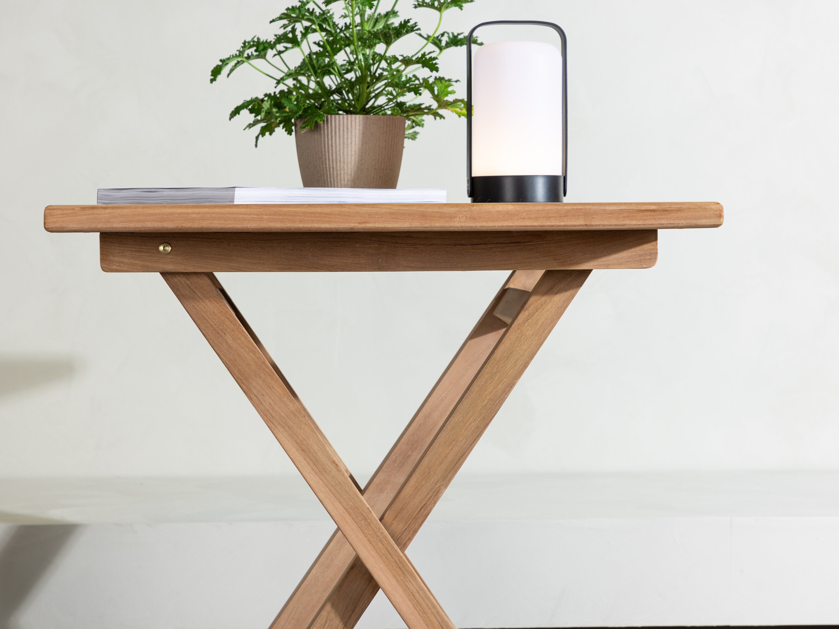 Măsuță de cafea de exterior Nunova 137