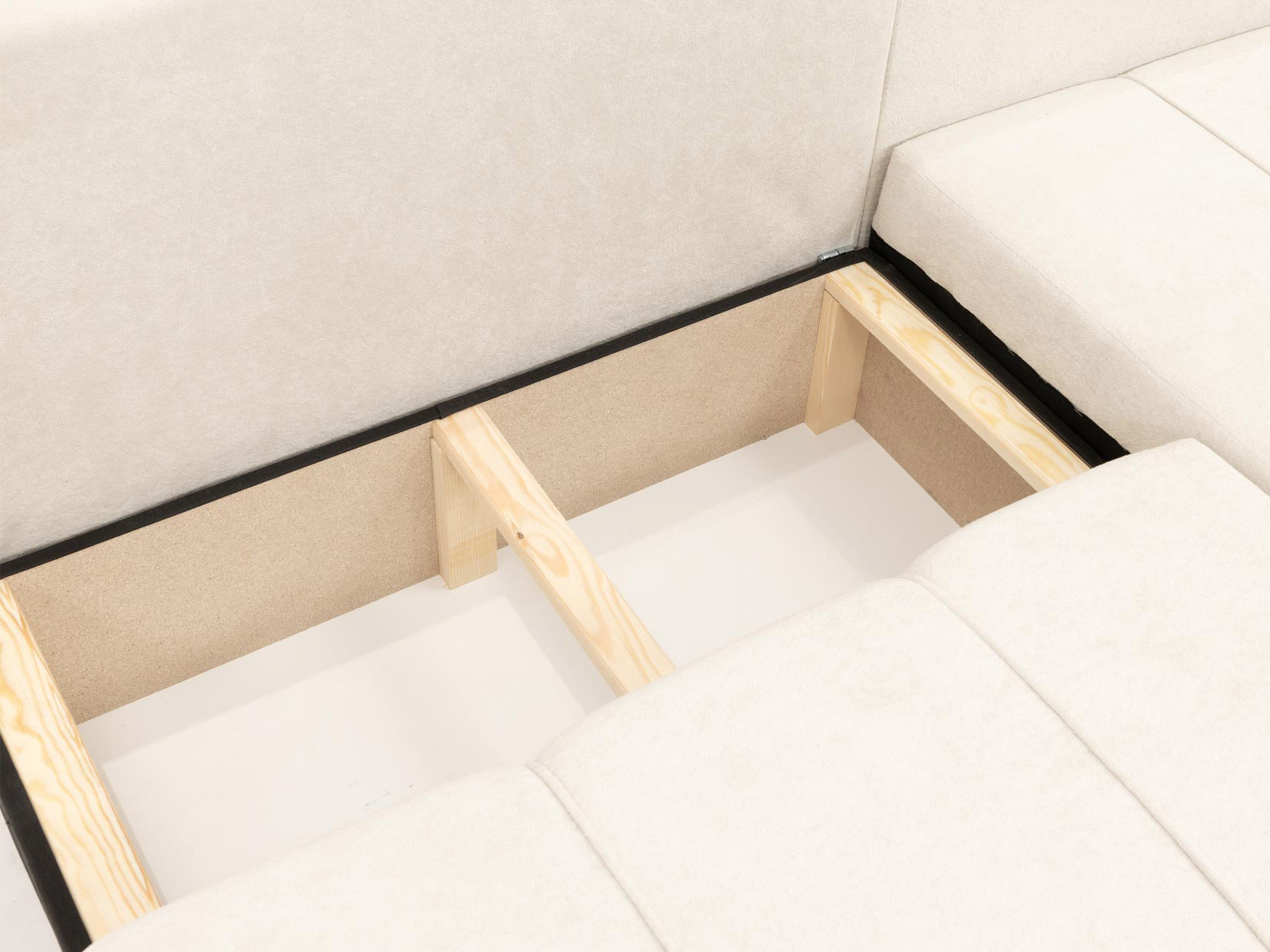 Colțar SR11337 cu ambalaj deteriorat