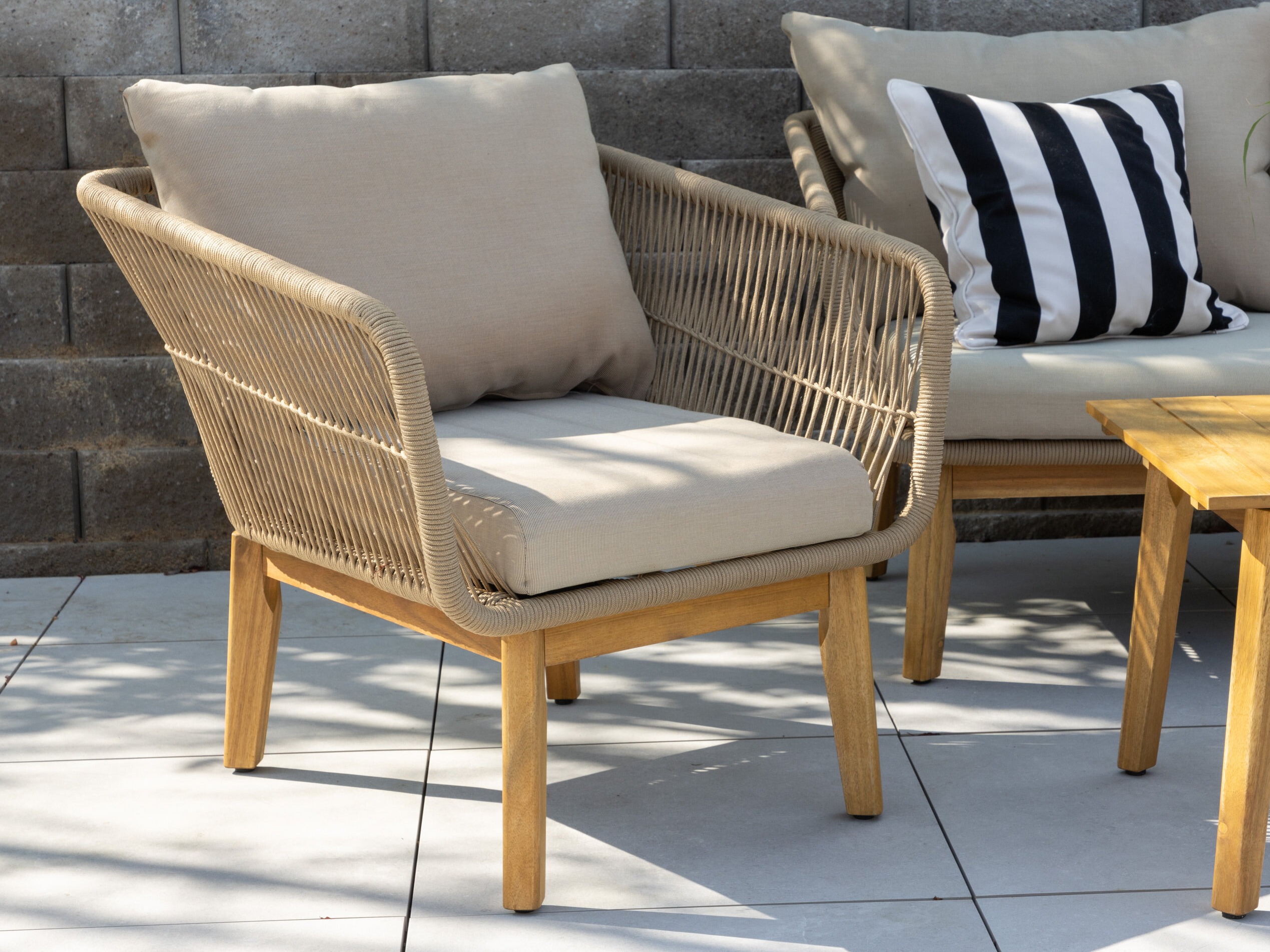 Set mobilier de exterior Dallas 661 (Bej deschis + Salcâm)