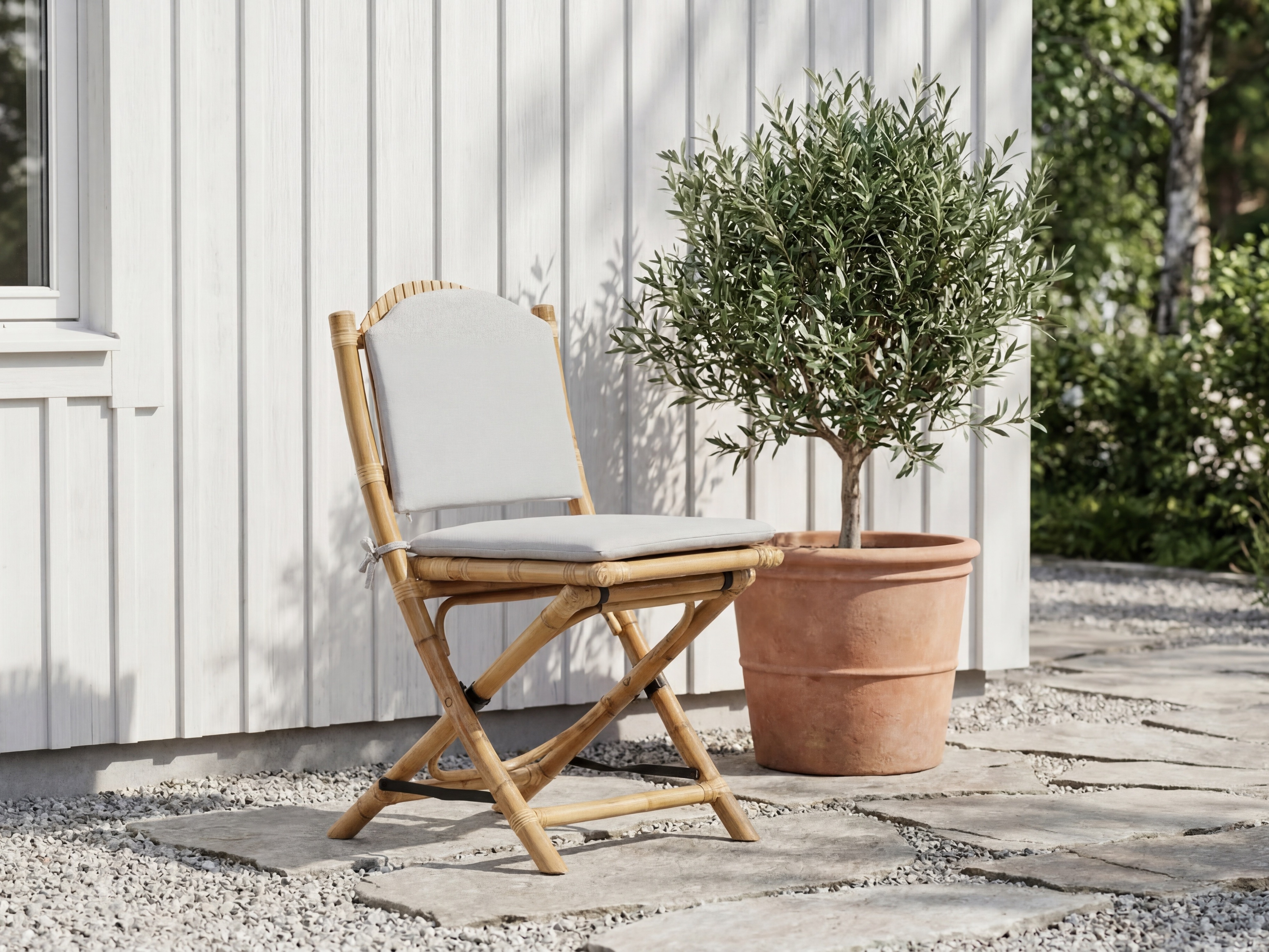 Scaun de exterior Mernolu 101