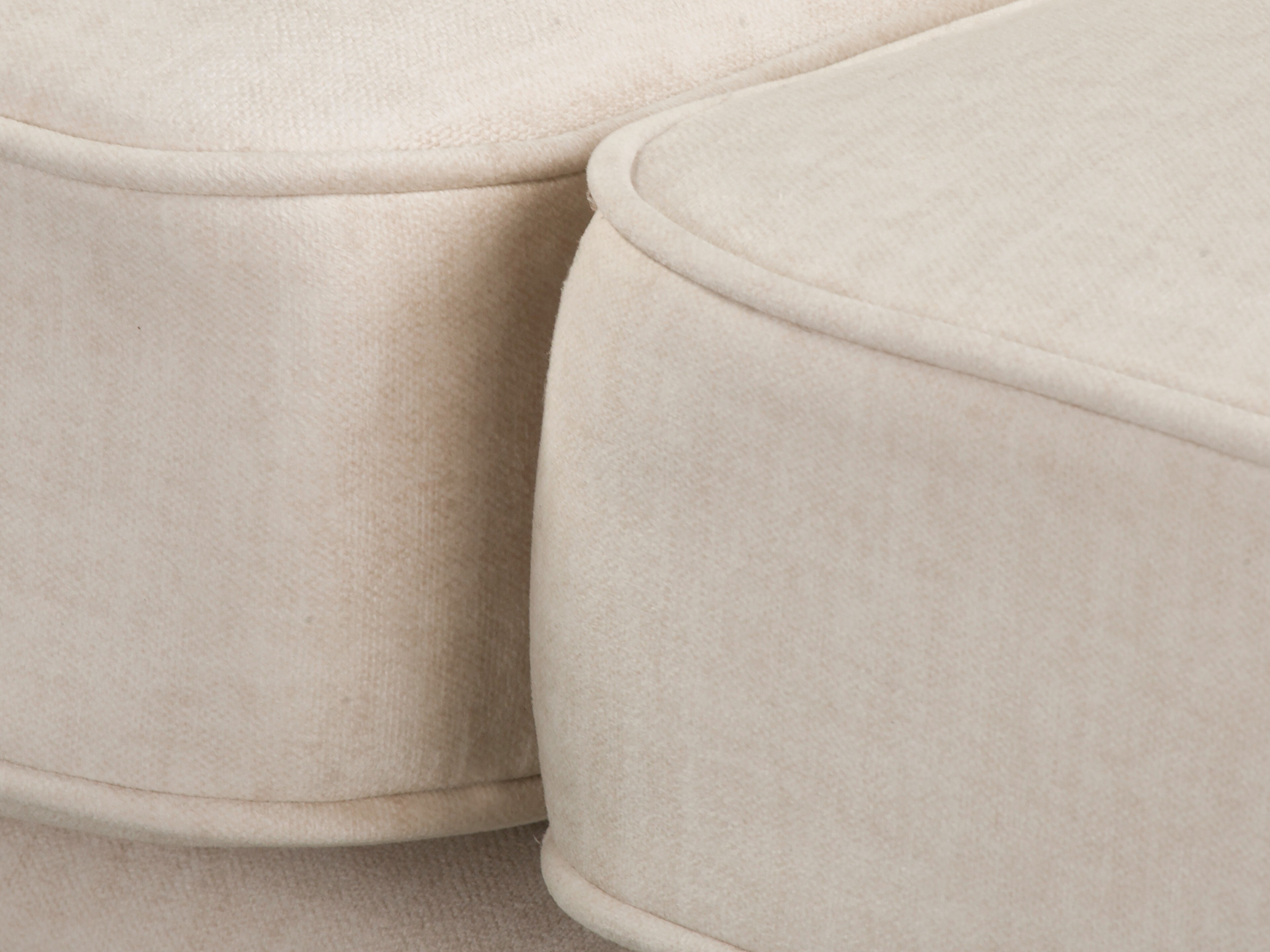 Canapea chesterfield Elitala 104 (Vogue 01)