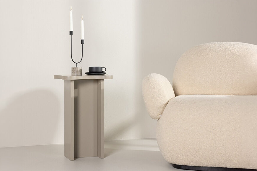 Măsuță de colț sau măsuţă de cafea: vezi care sunt diferențele și tendințele în 2026